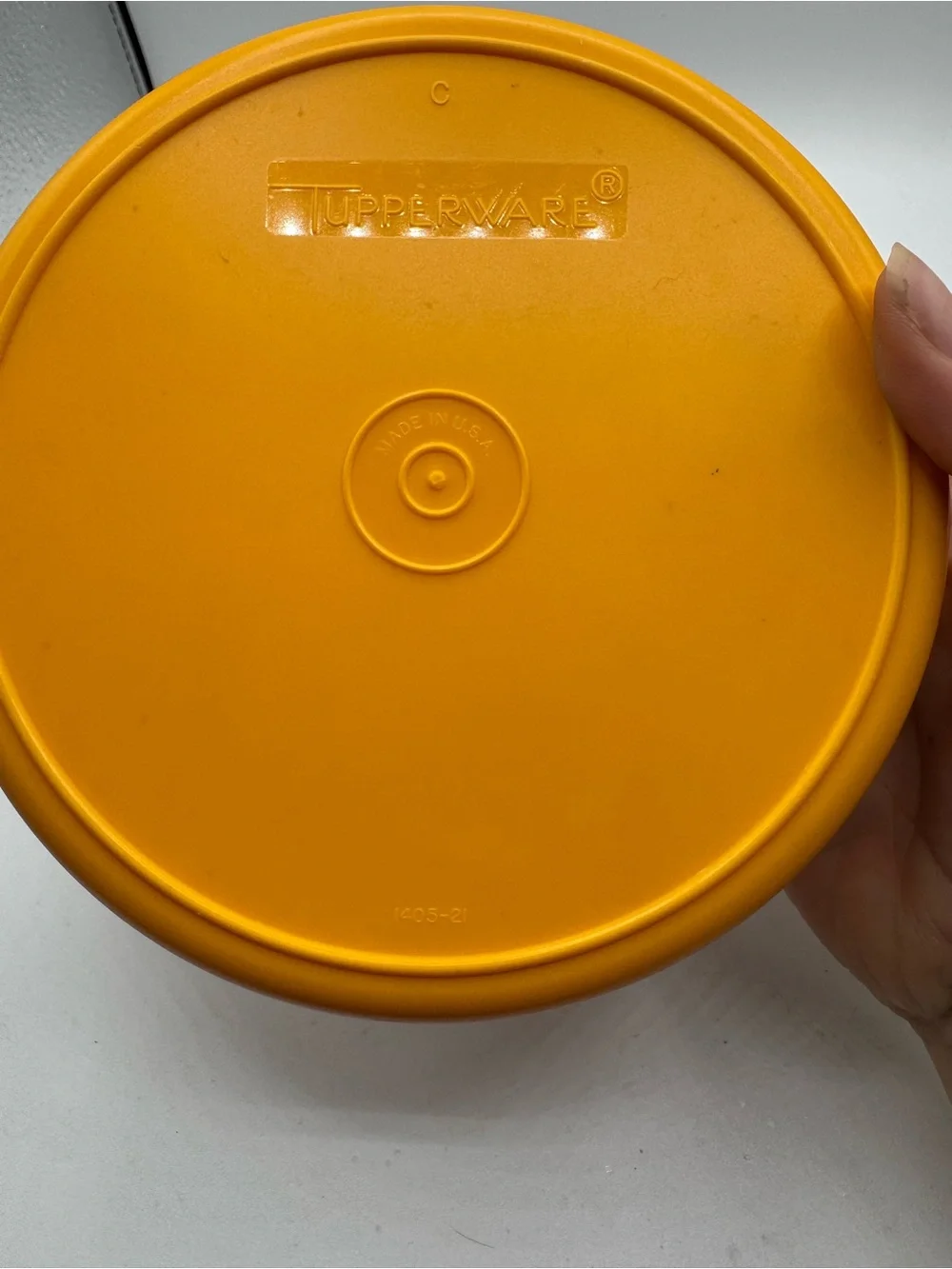 Tupperware Bowls (Set of 2) Containers #1405 Harvest w/Lids